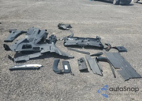 2021 Ford Explorer Police Interceptor z USA, uszkodzony, nr VIN 1FM5K8AB1MGA86409